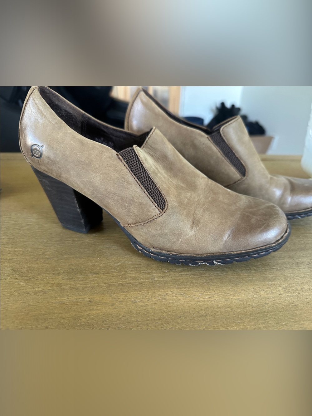Born Women's Slip-On Heeled Boots in Brown